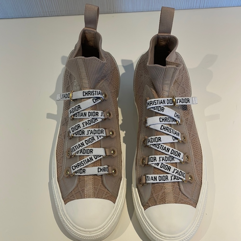 DIOR | WALK'N'DIOR SNEAKER
Nude Cannage Technical Mesh
